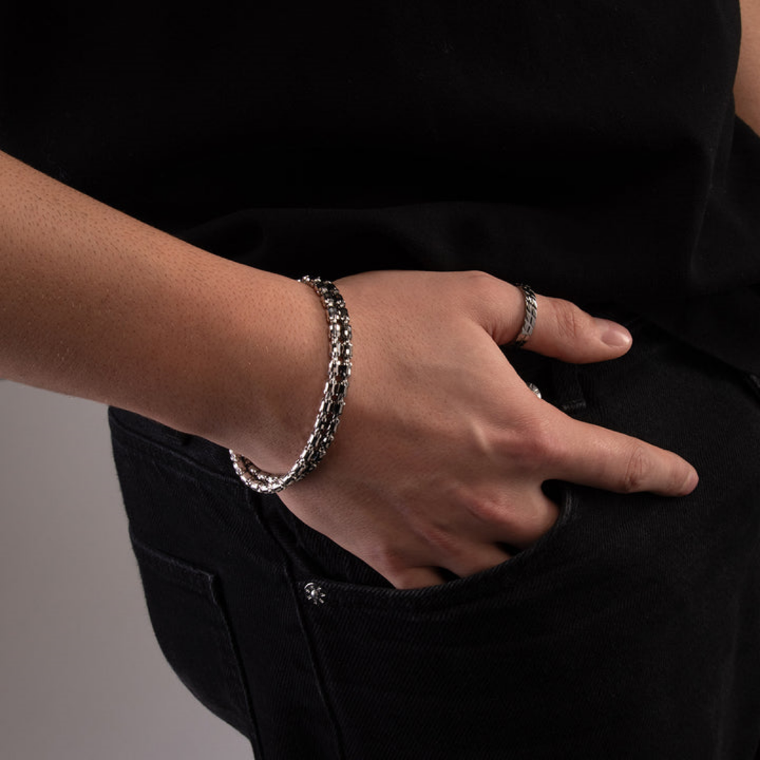 Desmos Barrel Crystal Bead Bracelet