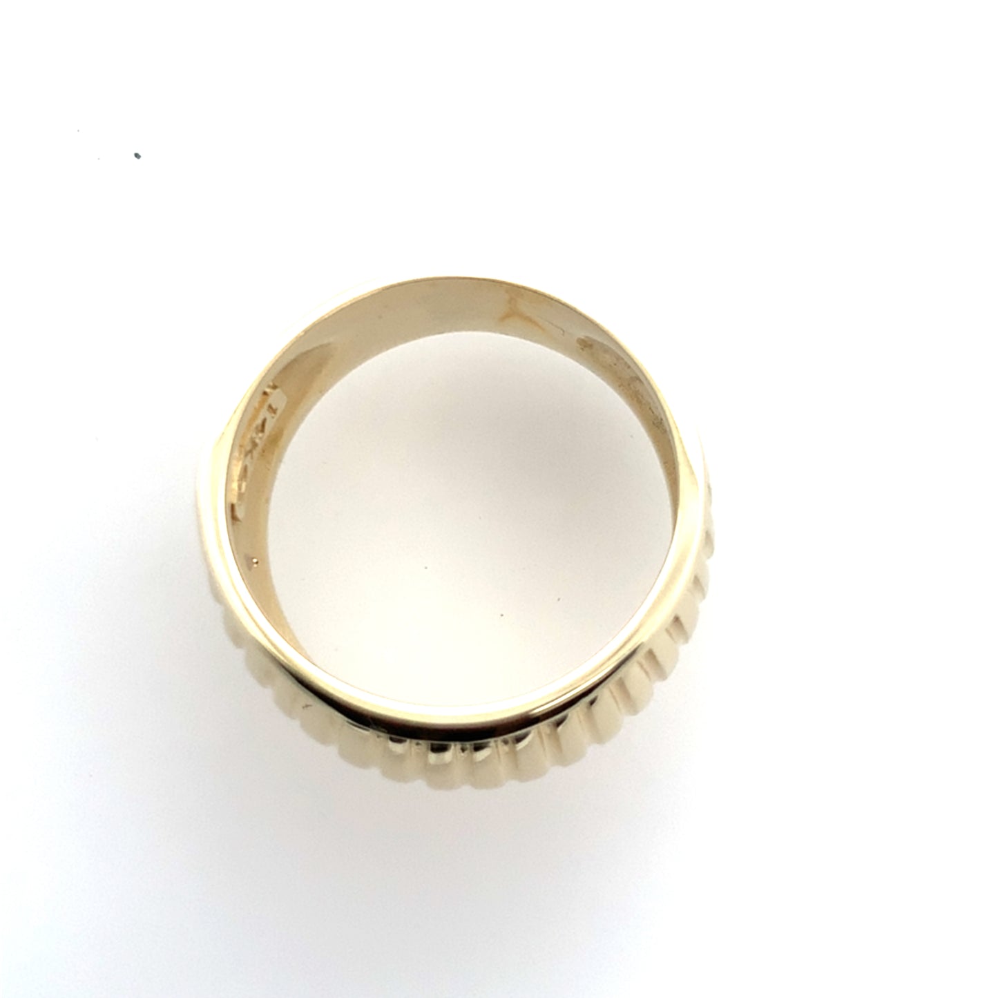 Estate 14K Yellow Gold Graduating Ridge Dome Band