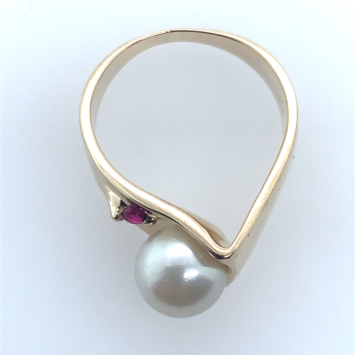 Estate 14K Yellow Gold Pearl Vintage Cocktail Red Accent Ring **Final Sale No Warranty**
