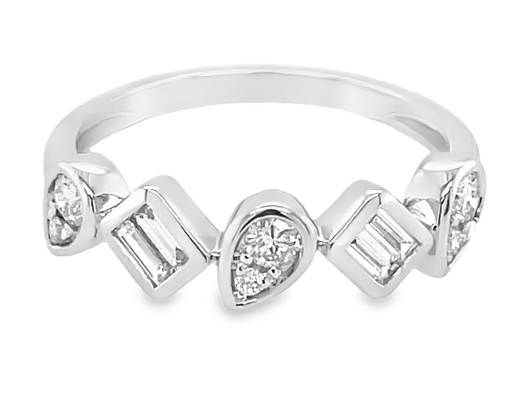 Dilamani 14K White Gold Diamond Pivoting Shape Ring