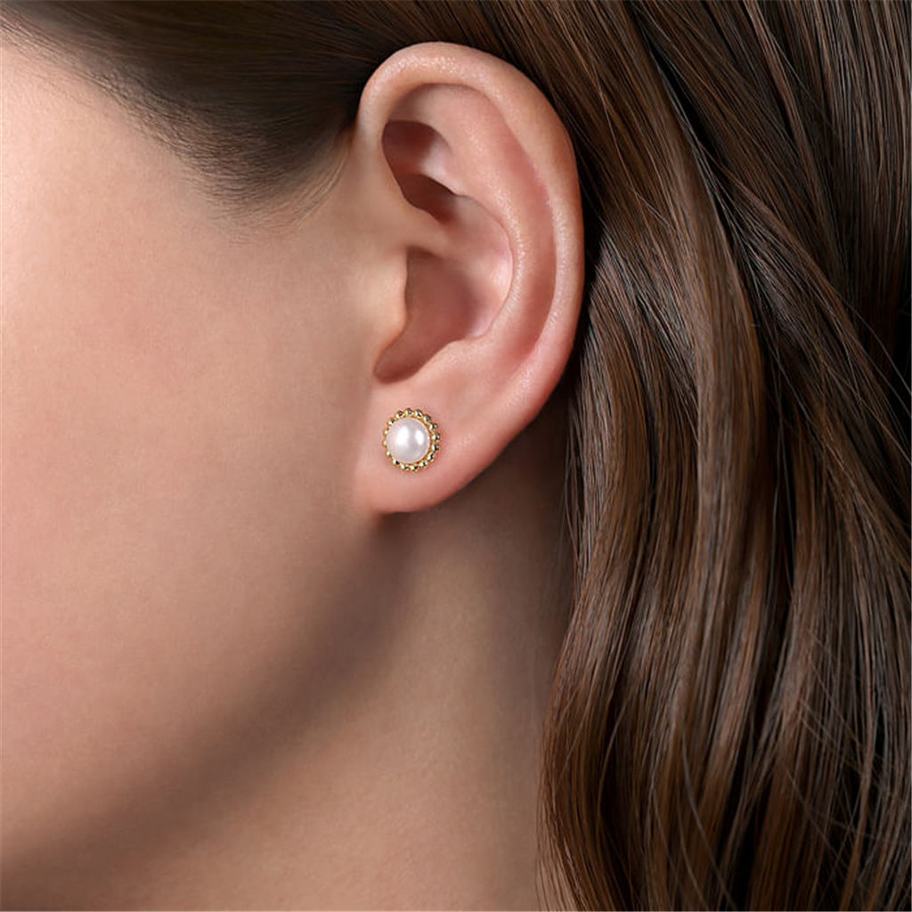 Gabriel Bujukan Beaded Halo Pearl Stud Earrings