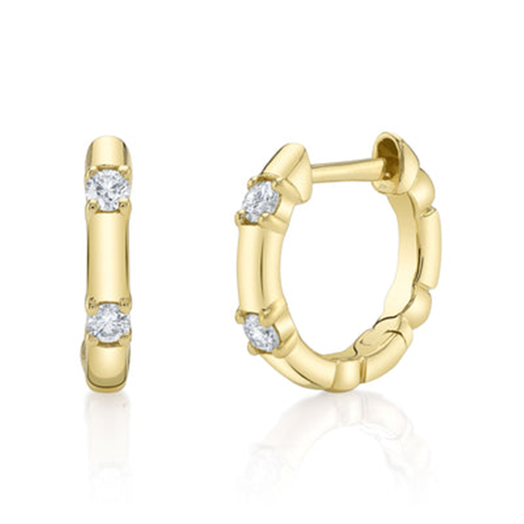 Shy Creatin Yellow Gold Round Diamond Huggie Earrings