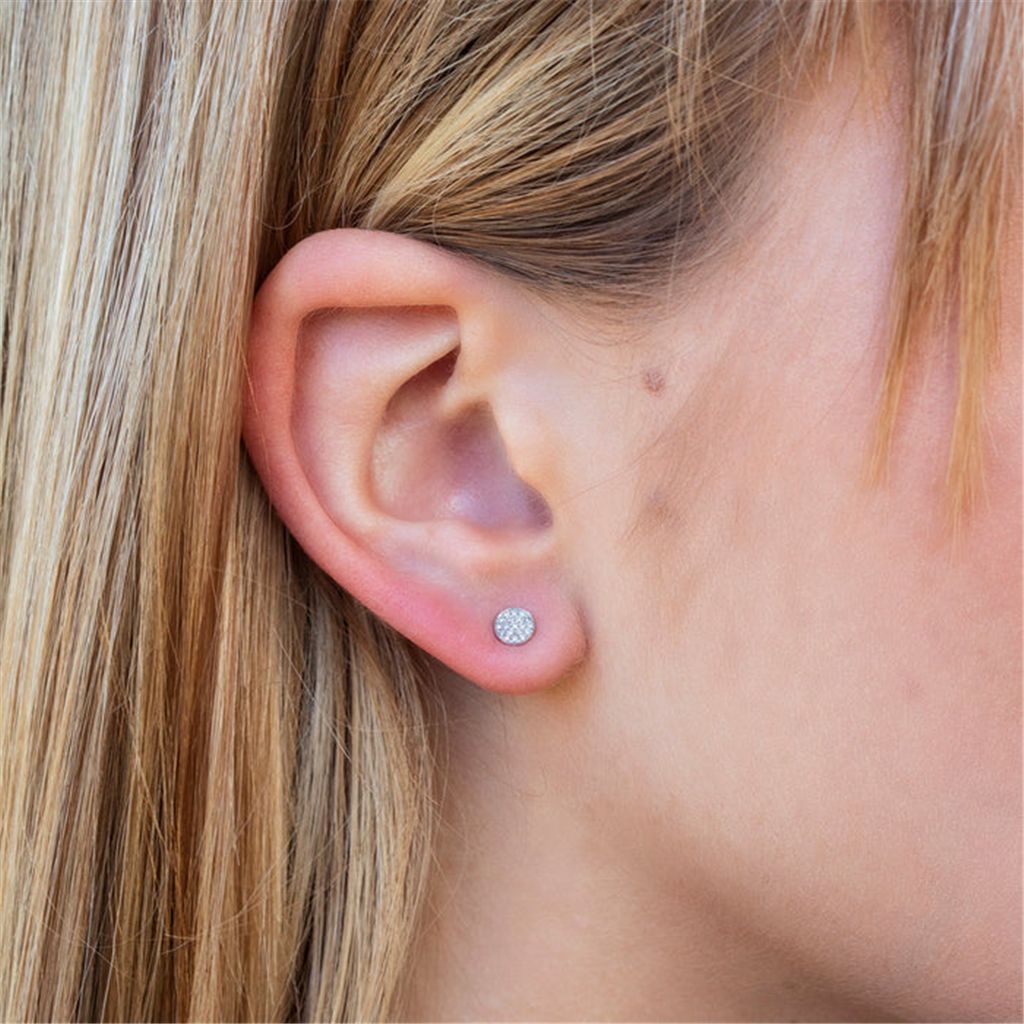 Shy 14Kw Diamond Stud Earrings