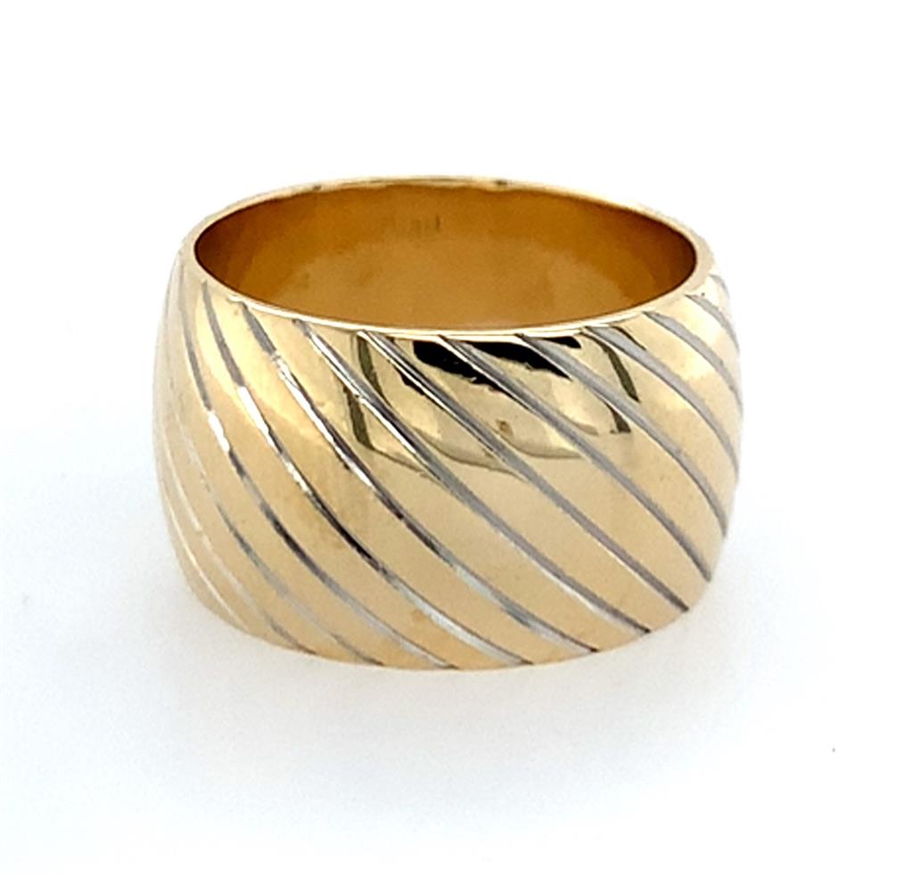 Estate 14K Gold Wide Twist Design Band