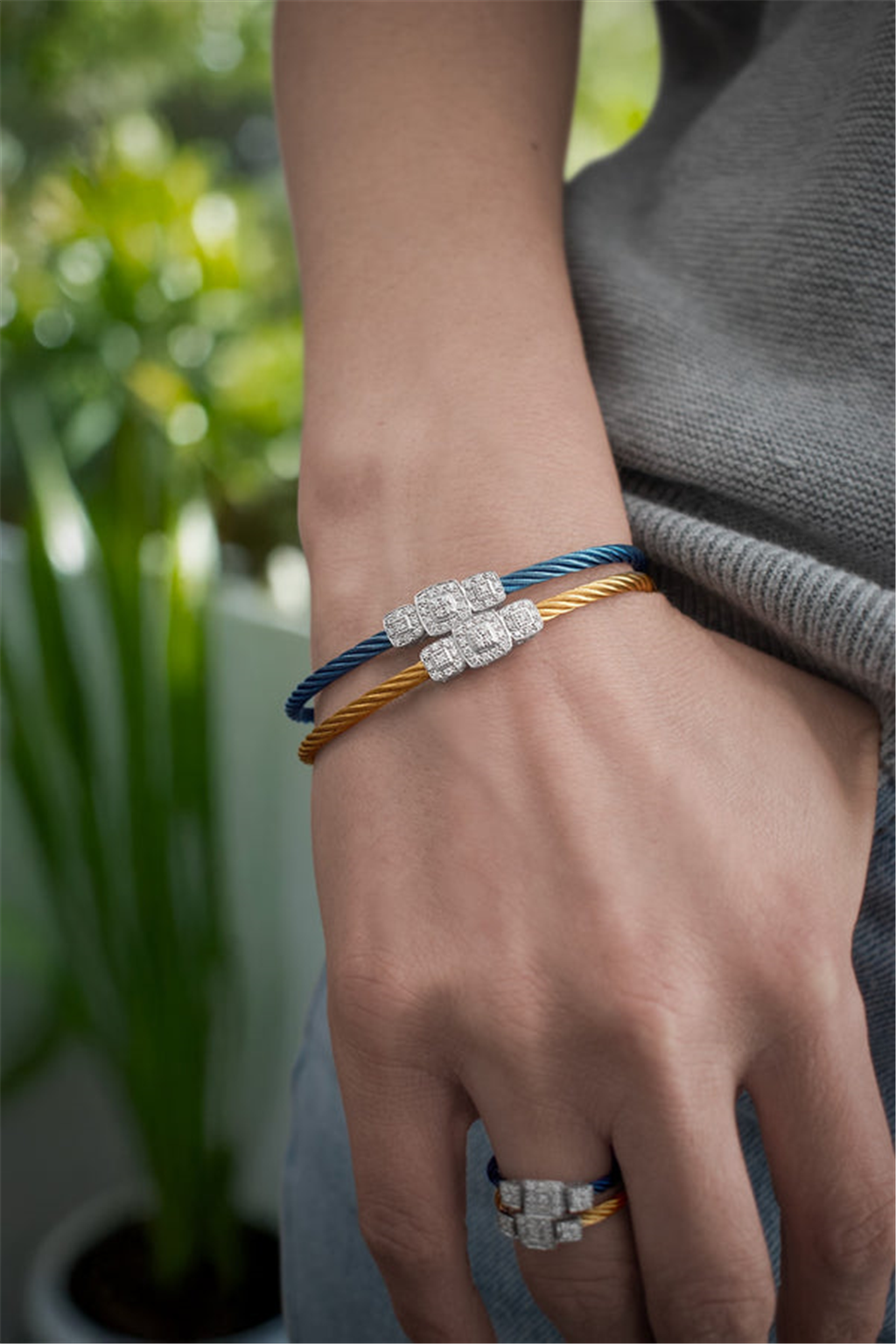 Alor Carribean Blue Cable Triple Diamond Cushion Station Bracelet