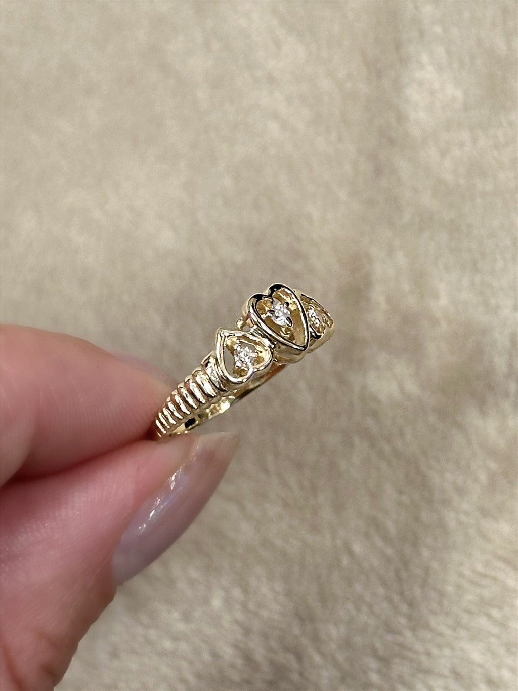 Estate 14K Yellow Gold 3 Diamond Heart Ring