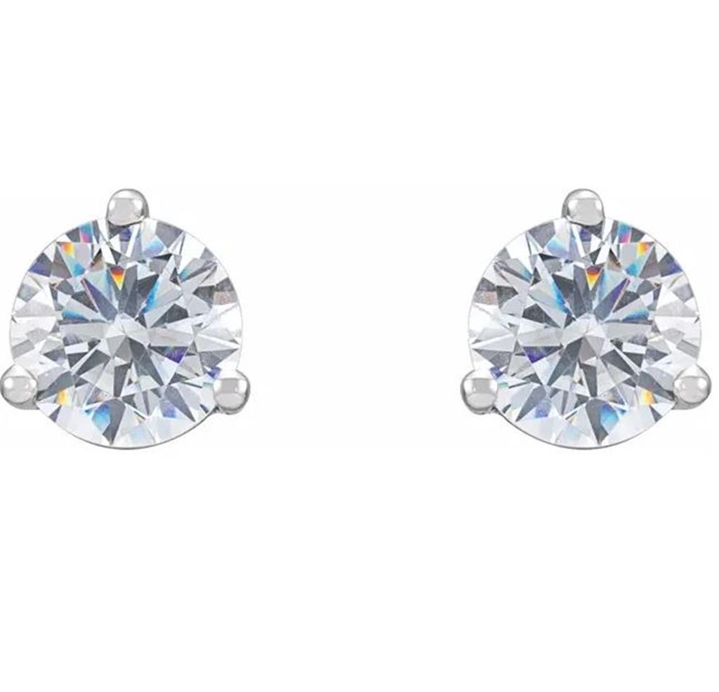 14K White Diamond 3-Prong Stud Earrings 0.50Cts