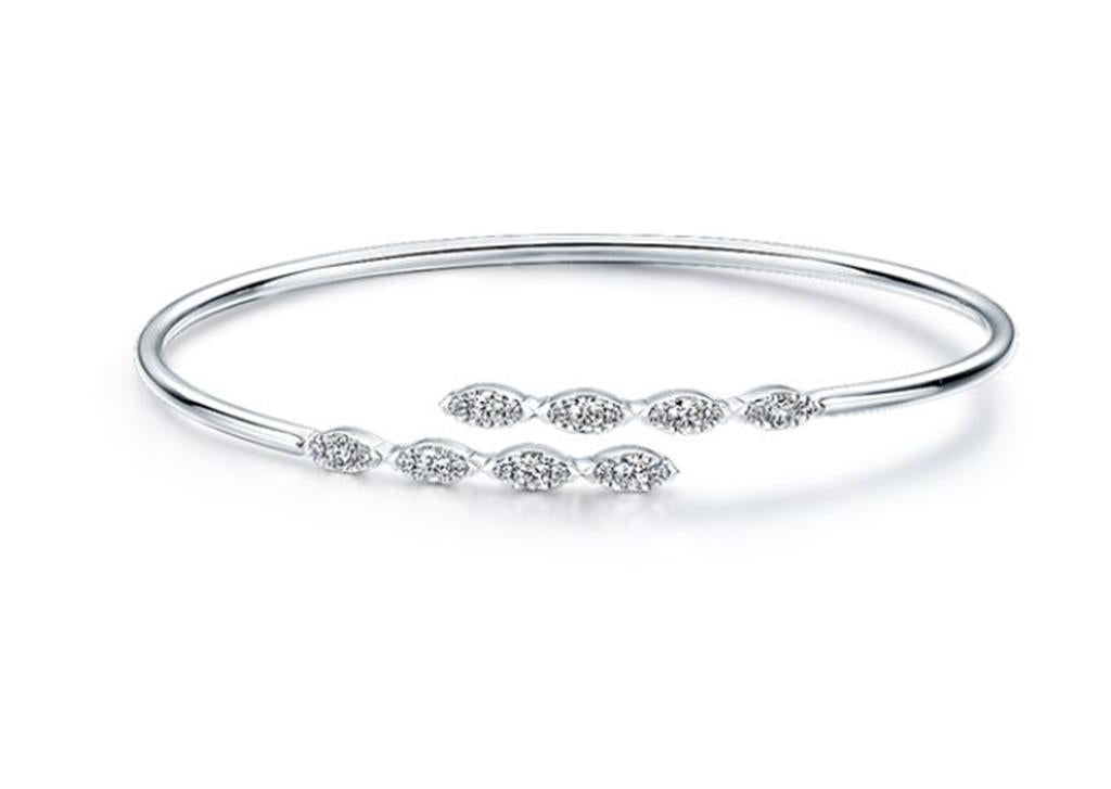 Hearts On Fire Diamond Aerial Marquis Bangle