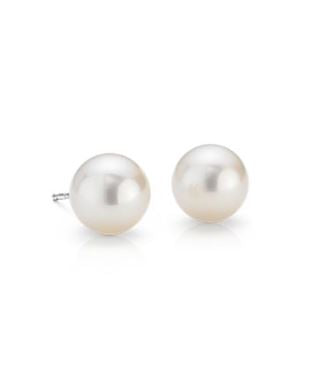 Rolland's Designs Akoya Pearl Studs