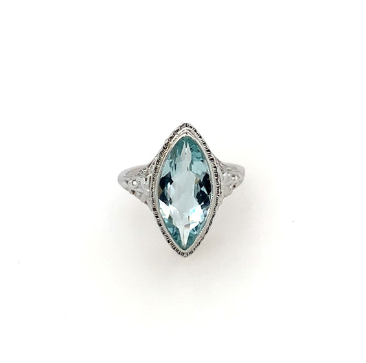 Estate 18K Gold Vintage Aquamarine Ring