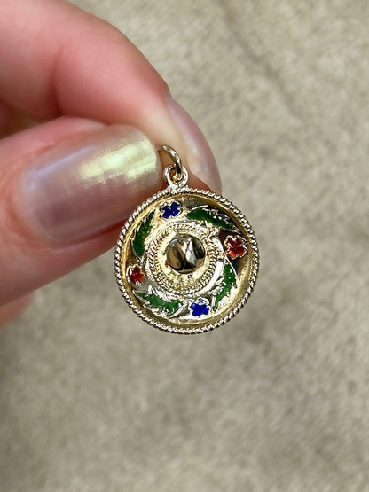 Estate 14K Yellow Gold Sombrero Pendant