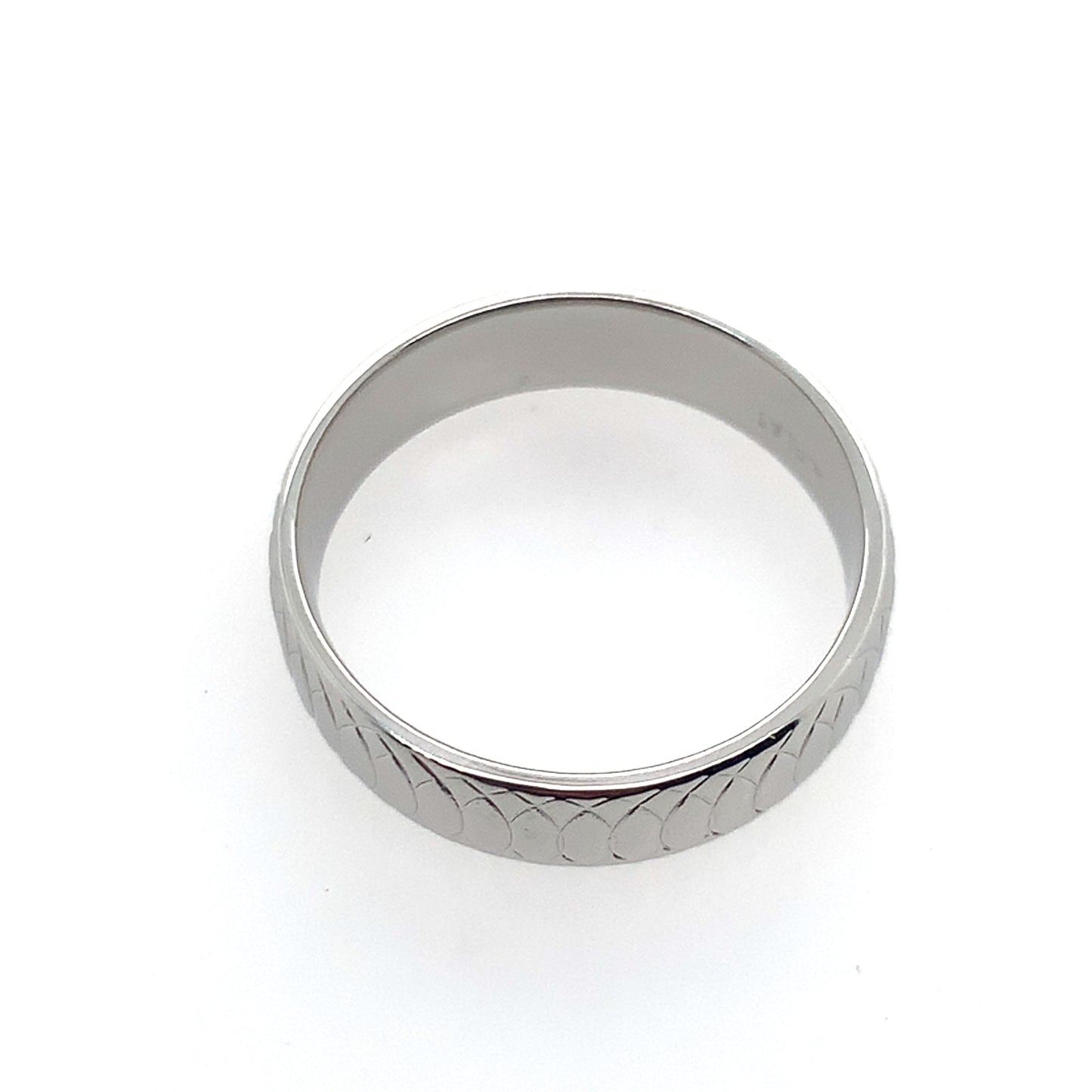 Estate Platinum Band W/ Circle Pattern