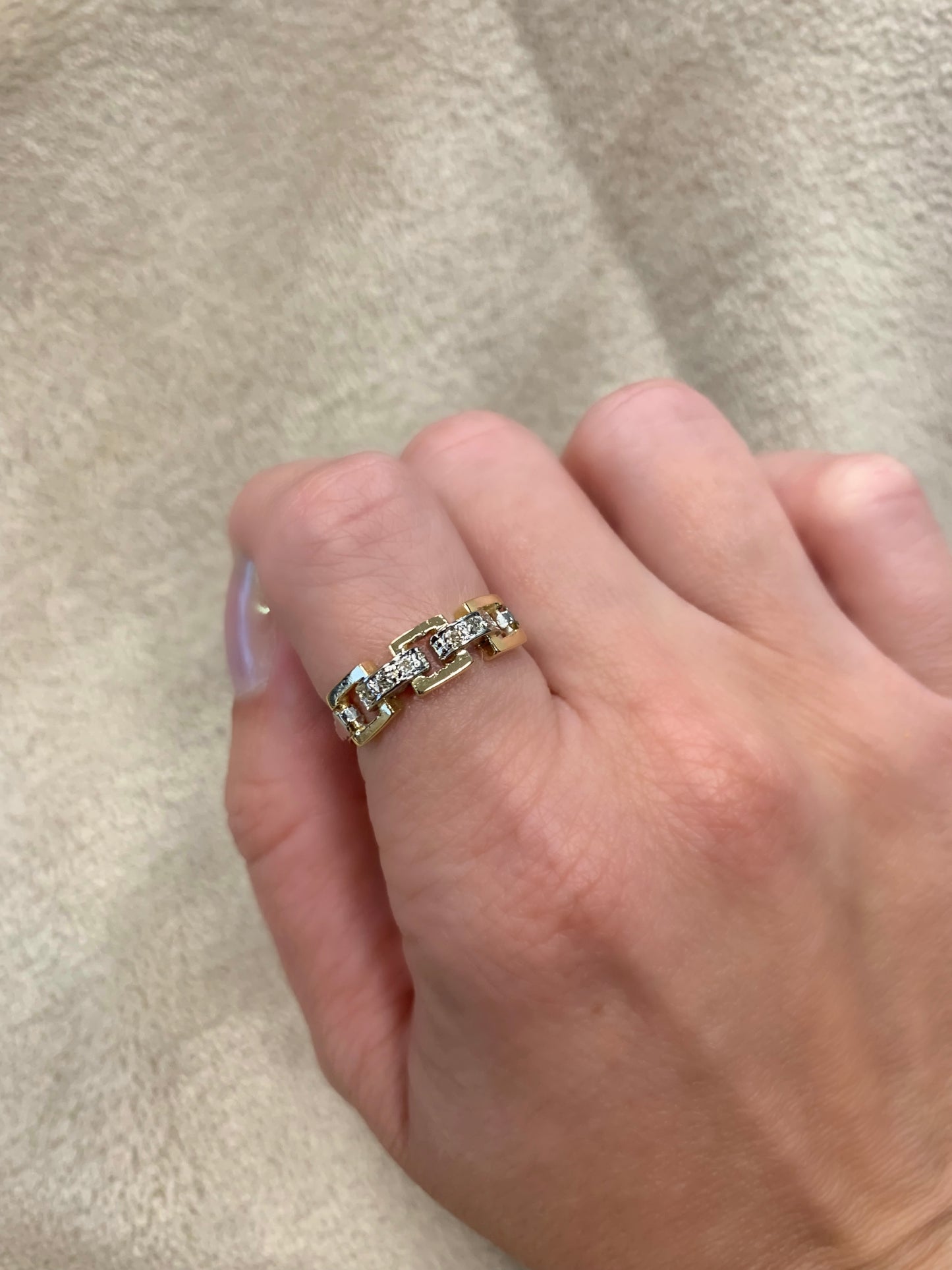 Estate Gold Two Tone 3 Station Diamond Ring