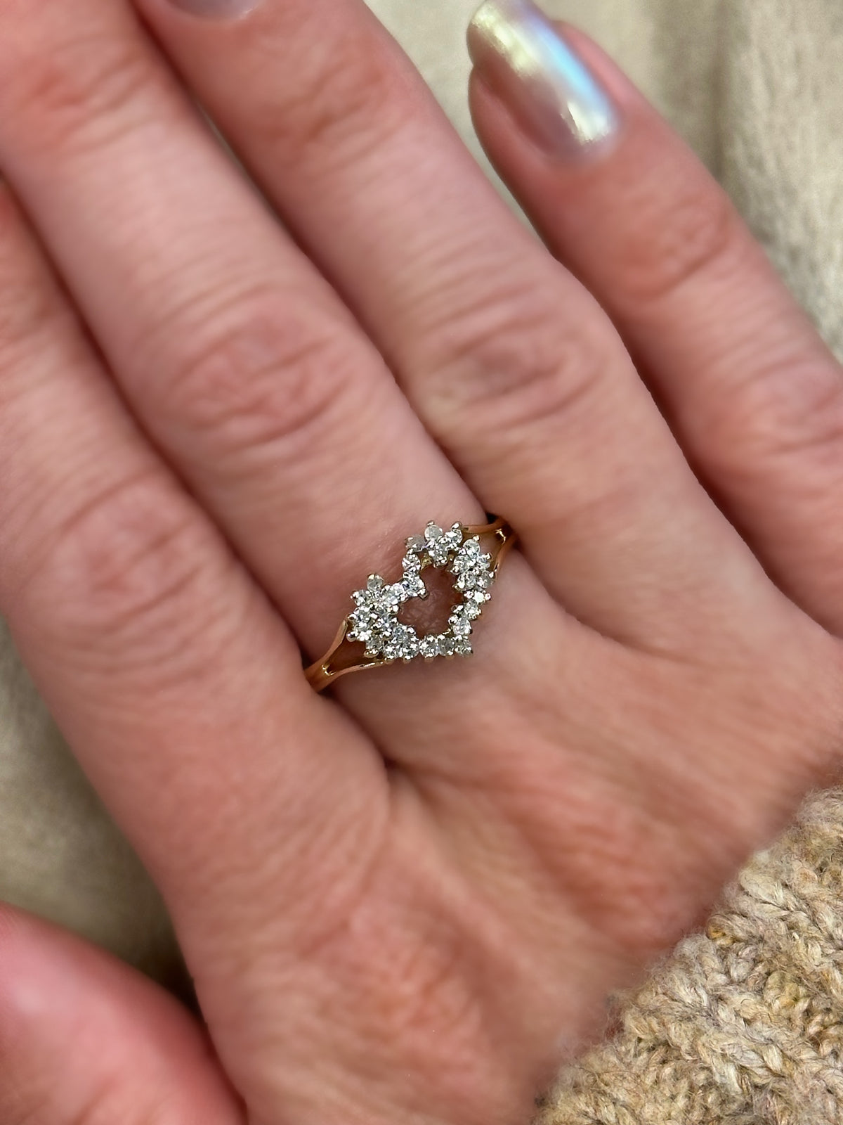 Estate 14K Yellow Gold Diamond Heart Ring **Final Sale No Warranty**