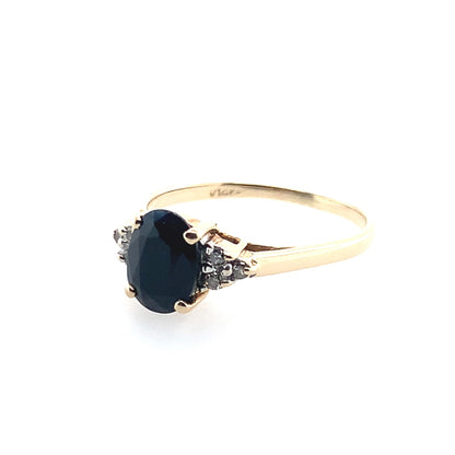 Estate 14K Yellow Gold Oval Onyx And Diamond Accent Ring **Final Sale No Warranty**