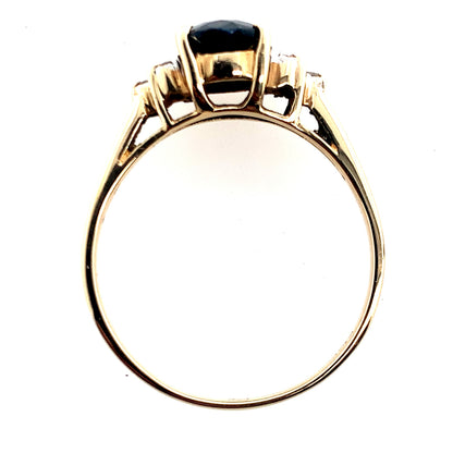 Estate 14K Yellow Gold Oval Onyx And Diamond Accent Ring **Final Sale No Warranty**