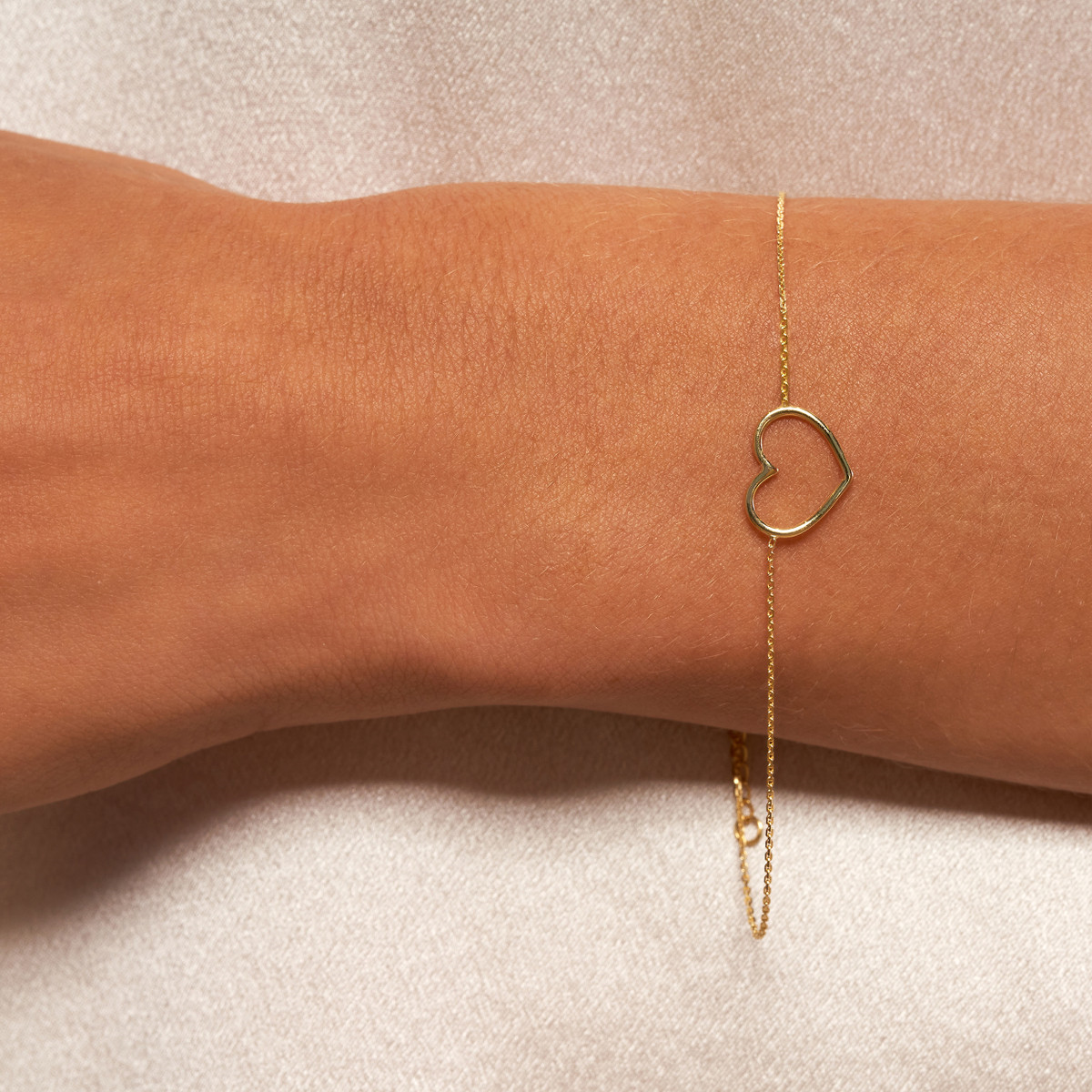 Rolland's Designs 14K Yellow Gold Heart Bracelet