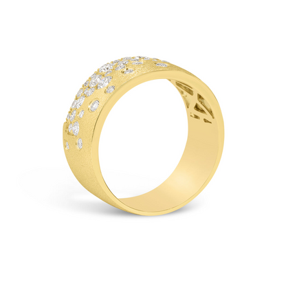 Dilamani Flush Set Diamond Band