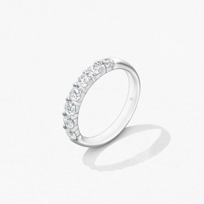 Hearts On Fire 7-Stone Diamond Band