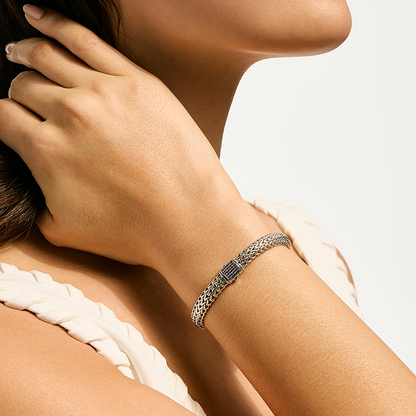 John Hardy Classic Chain Small Treated Black Sapphire Bracelet