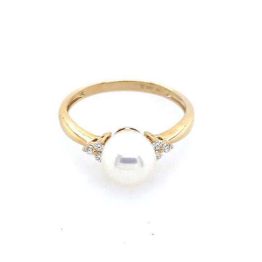Rollands Design Pearl & Diamond Ring