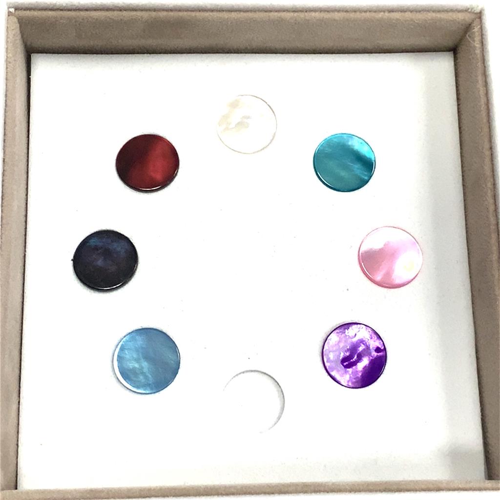 Mello Mother of Pearl & Diamond Round Pendant