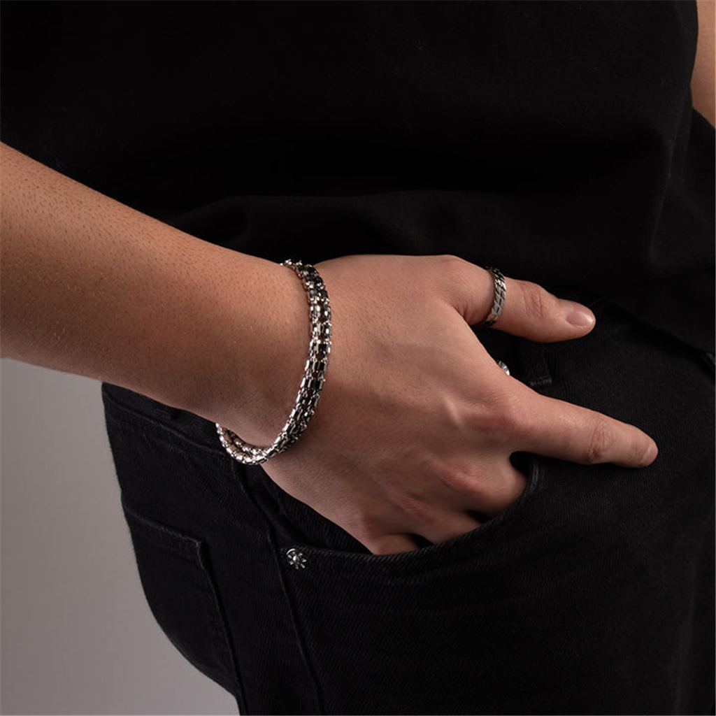 Desmos Barrel Crystal Bead Bracelet