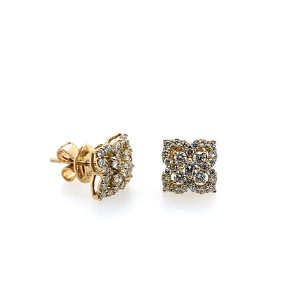 Shy Creation Diamond Stud Earrings