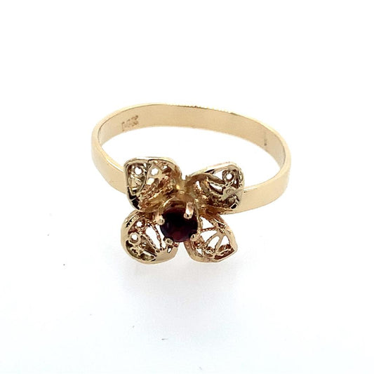 Estate 14K Yellow Gold Garnet Flower Ring