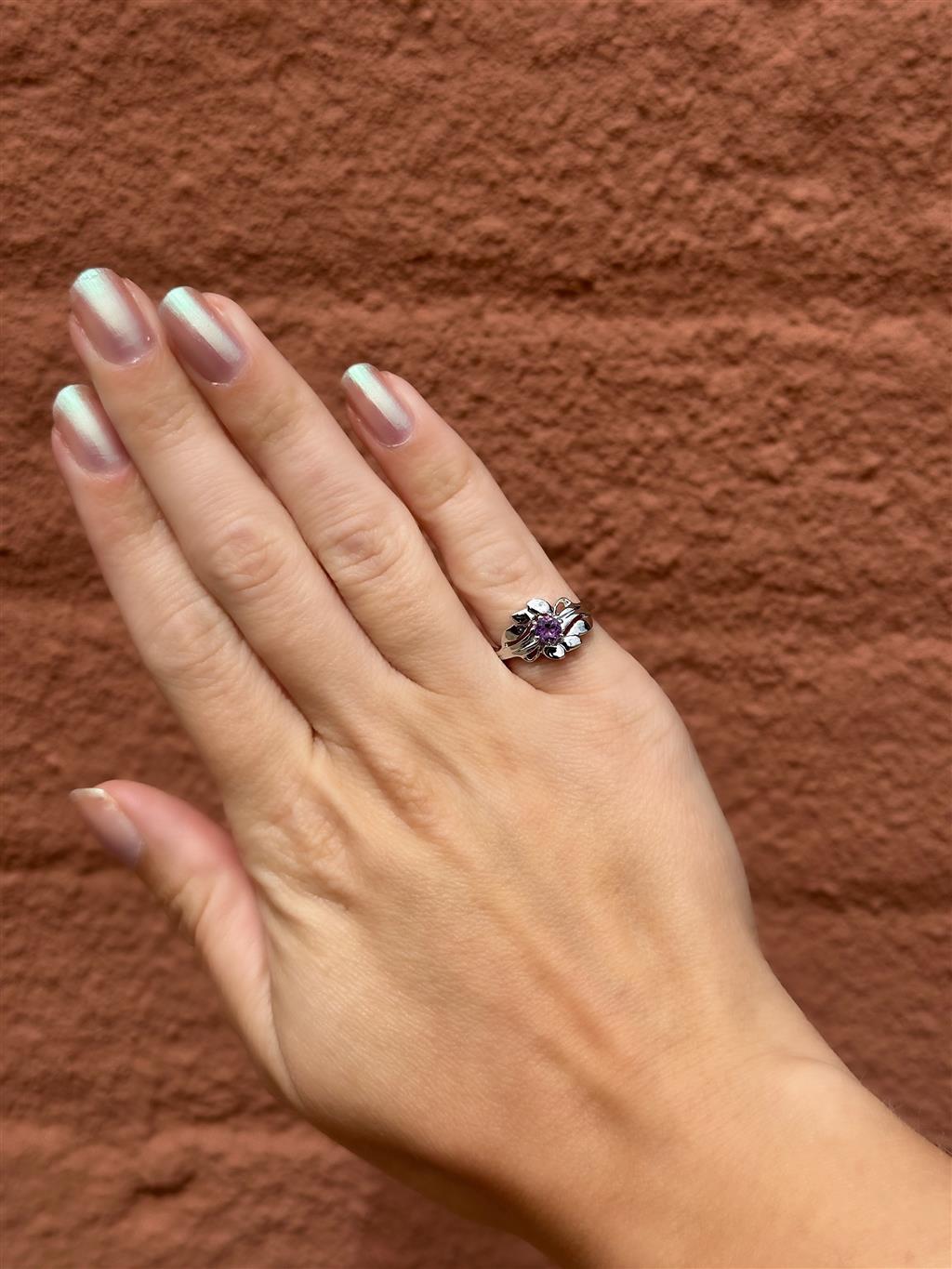 Estate Vintage Amethyst Floral Ring