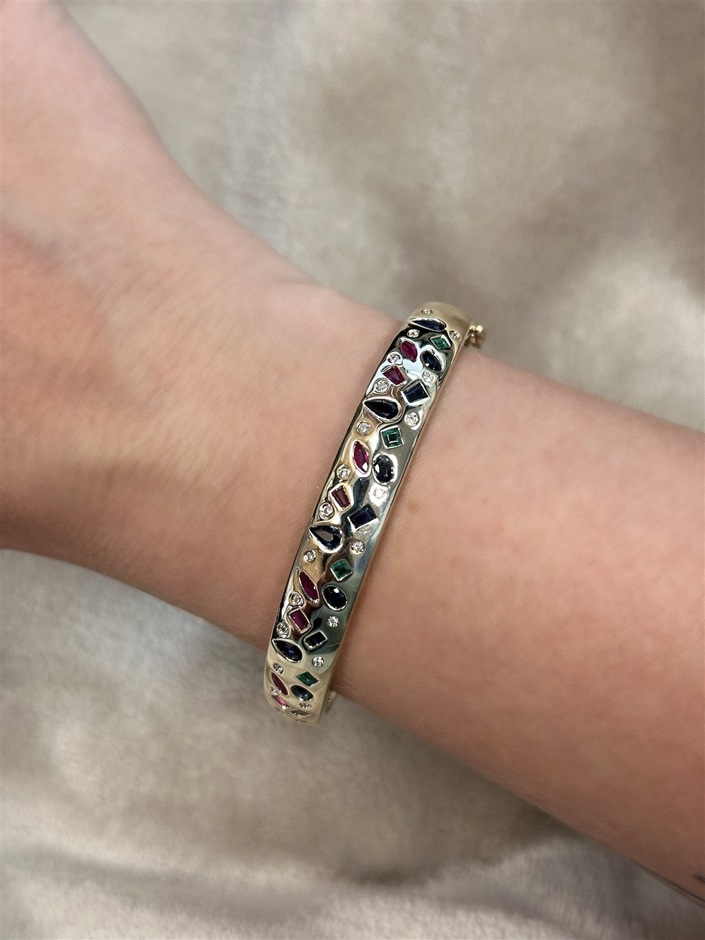 Estate 14K Yellow Gold Multi-Stone Bangle Bracelet