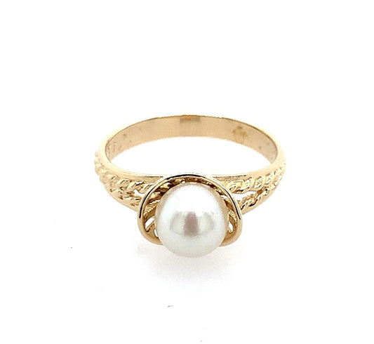 Estate 14K Yellow Gold Pearl Ring