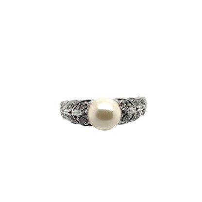 Estate 14K White Gold Pearl & Diamond Ring
