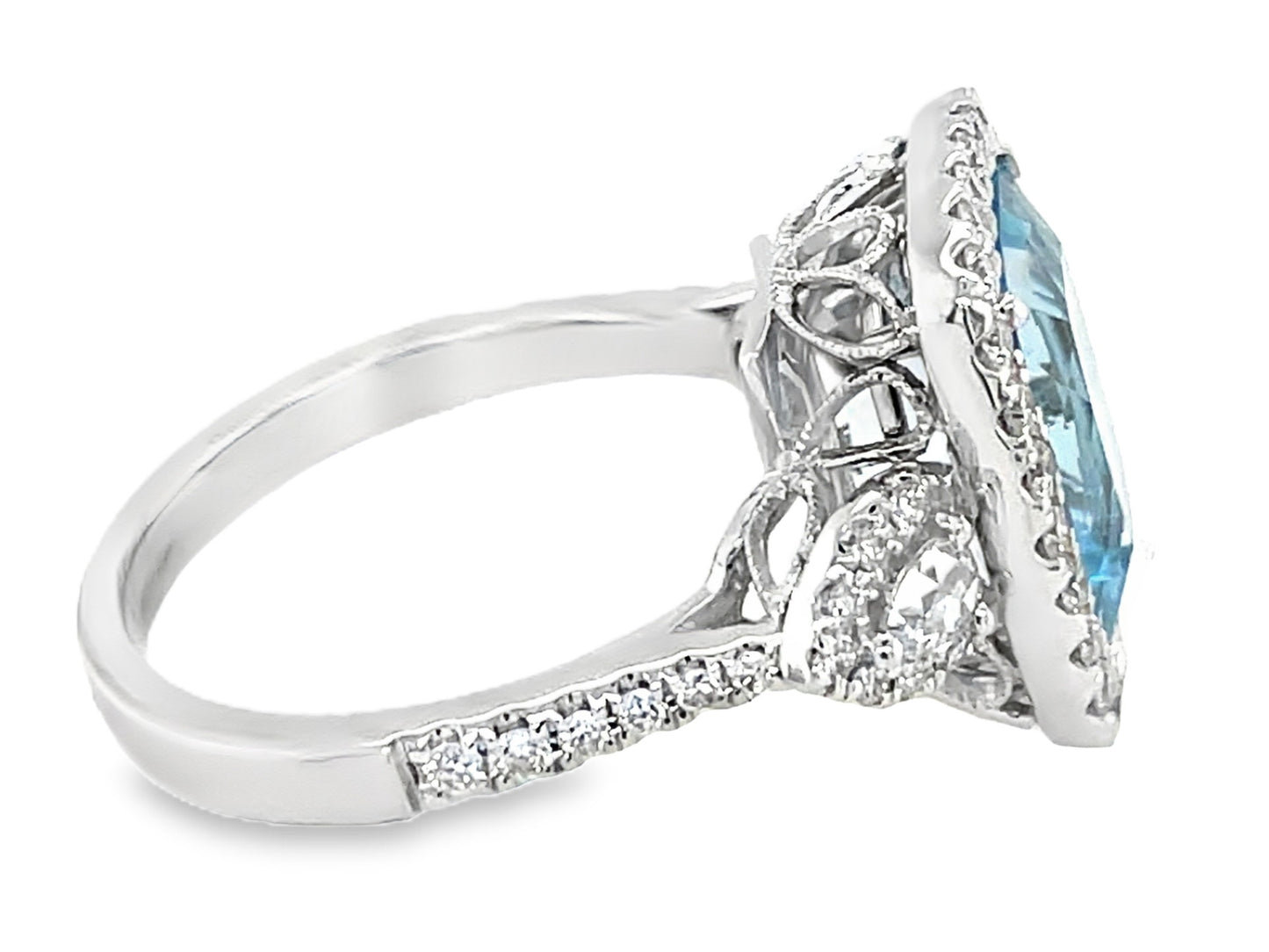 18K White Gold Aquamarine And Diamond 3 Stone Ring