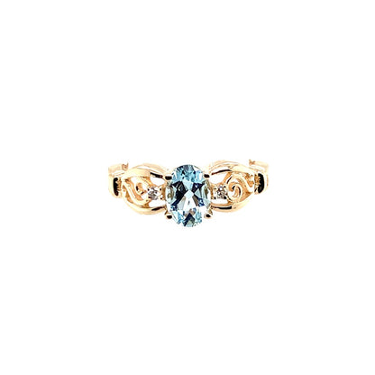 Estate 14K Yellow Gold Oval Aquamarine And Round Diamond Ring