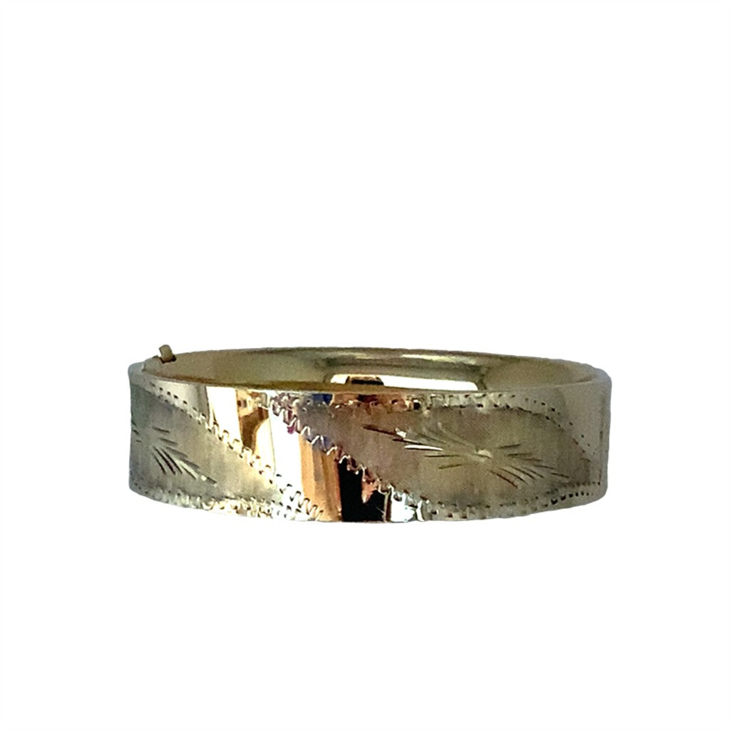 Estate 14K Yellow Gold Wide Bangle Bracelet W/ Diamond Cut Design
