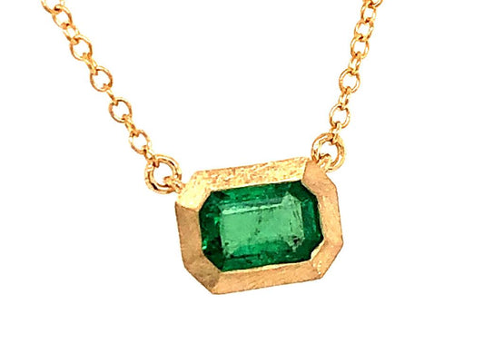 Dilamani Yellow Gold and Emerald Pendant