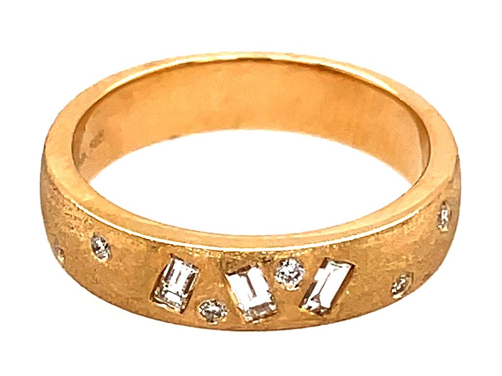 Dilamani 14K Yellow Gold Satin Finish Diamond Ring