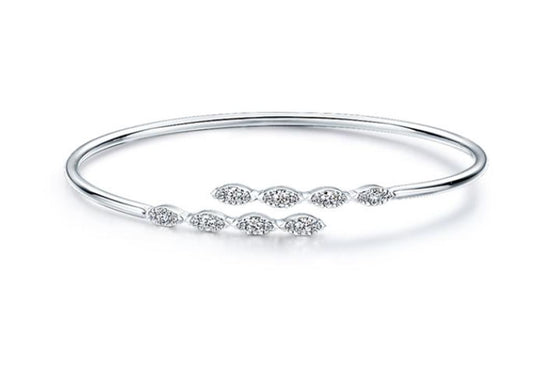 Hearts On Fire Diamond Aerial Marquis Bangle
