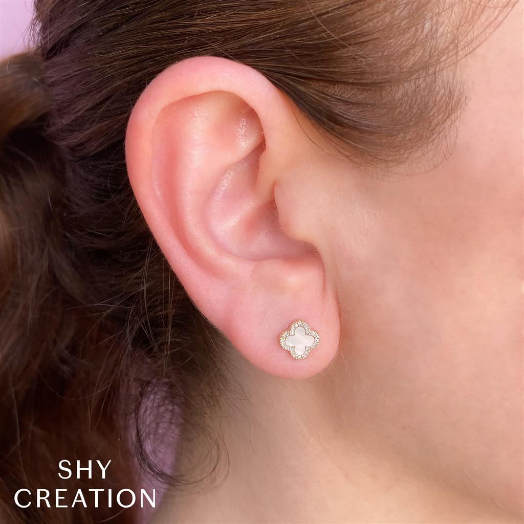 Shy Creation Mother of Pearl Clover Dia. Halo Earrings